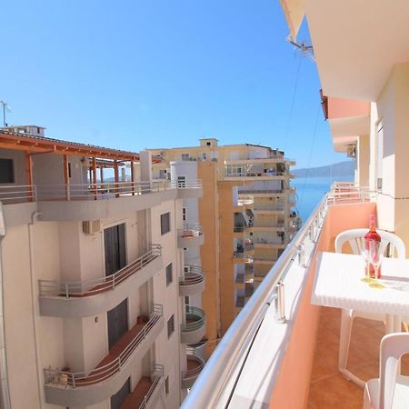 Mece Apt. Sarandë Exteriör bild